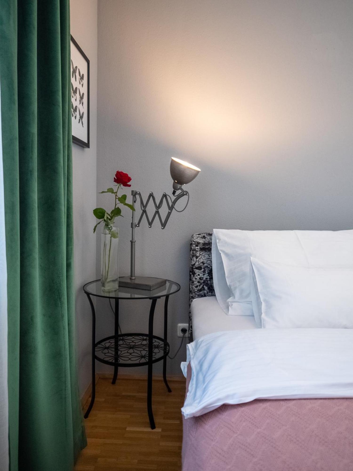 Apartments Im Loidls Guesthouse เทราน์เคอร์เคน ภายนอก รูปภาพ